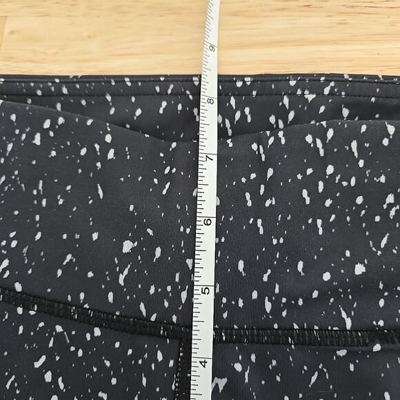 Lululemon Splattered Mesh Overlay Leggings Athletic Pants Black and White Size 4 - Picture 5 of 10